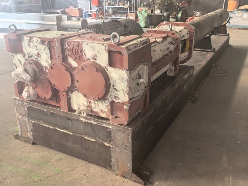 Penyemperit Skru Berkembar Selari Kecekapan Tinggi untuk Kitar Semula Pembaziran Filem Plastik dalam Pengeluaran