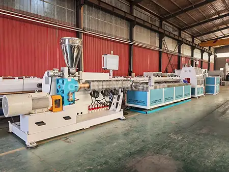 Cara Memilih Mesin Pembuat Profil PP yang Tepat untuk Penyemperitan Plastik Berkualiti Tinggi