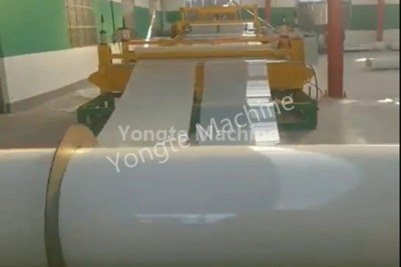 Mesin Penyemperitan Lembaran Nipis PE Dipasang di China