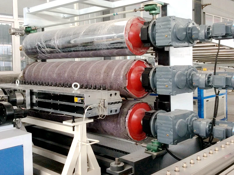 Mesin Pembuat Plat PVC